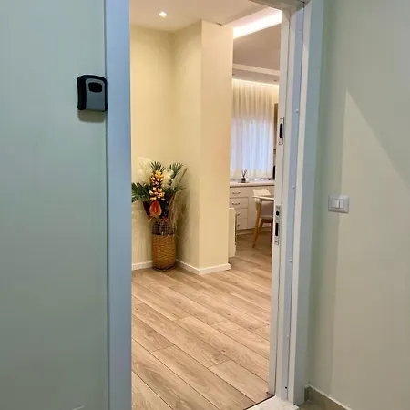 Steps From The Center Apartment Tirana