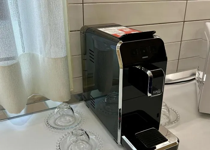 Daire Steps From The Center *